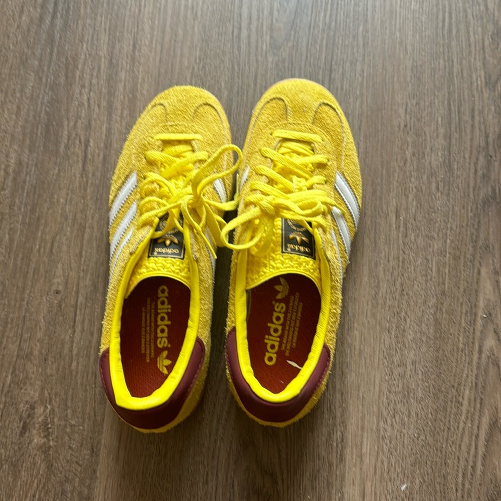 Adidas Gazelle Indoor Sneakers Bright Yellow Gum Sole